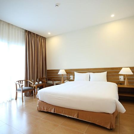 Calisun Hotel Фу Куок Екстериор снимка